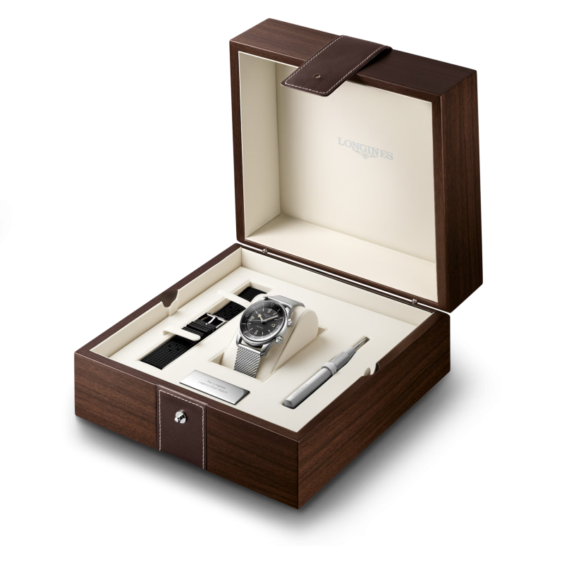 longines-legend-diver-59-l3-795-4-59-9-detailed-view-2000x2000-2-ad897c