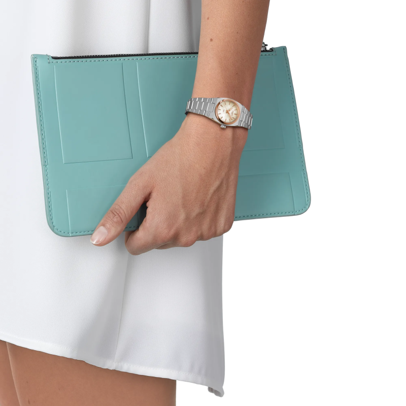 t137-010-21-111-00_wrist